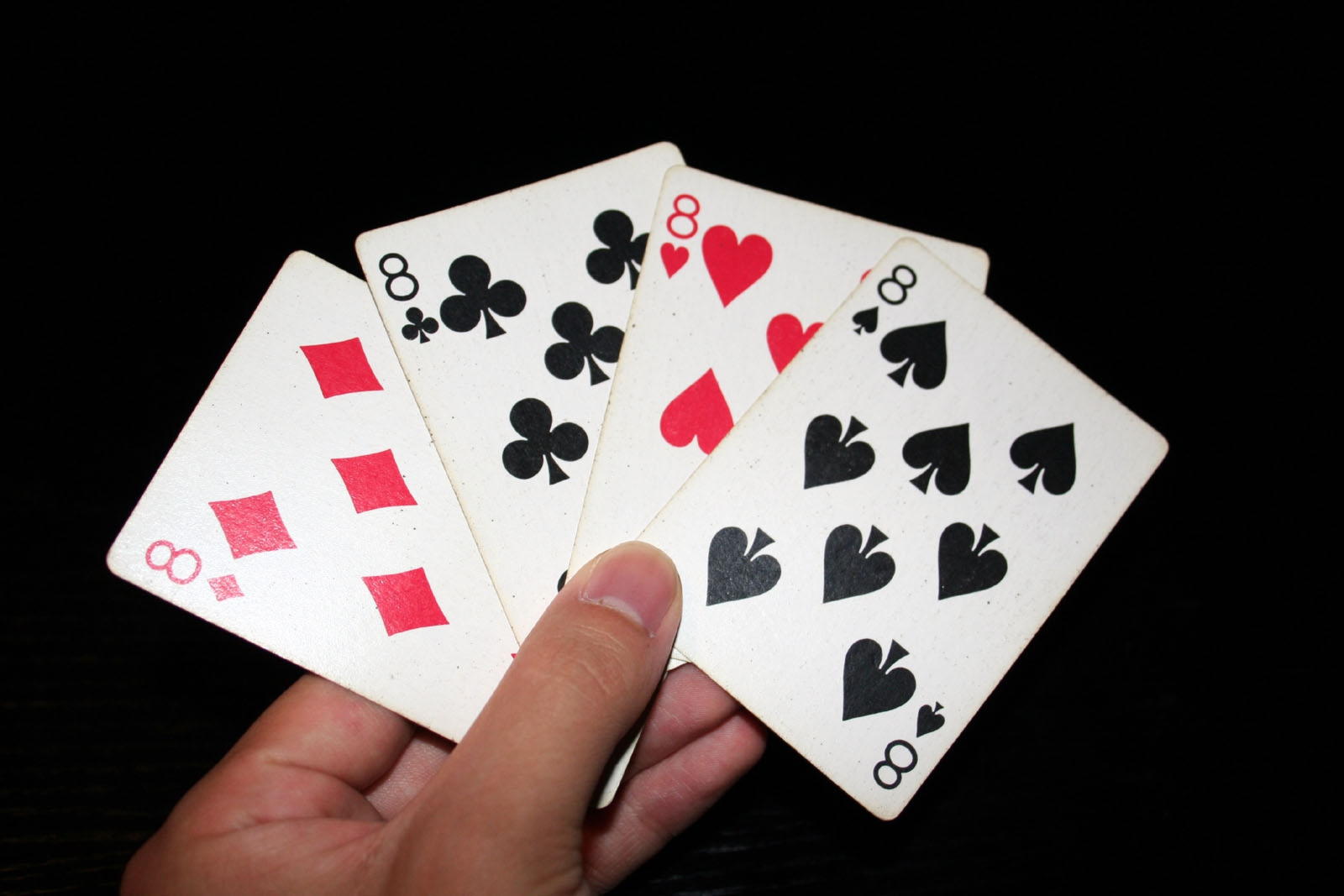 $340 безплатно казино с чипове в Royal Panda Casino